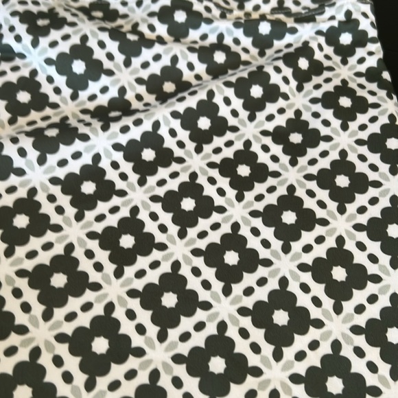 Ekouaer skort - Picture 2 of 6